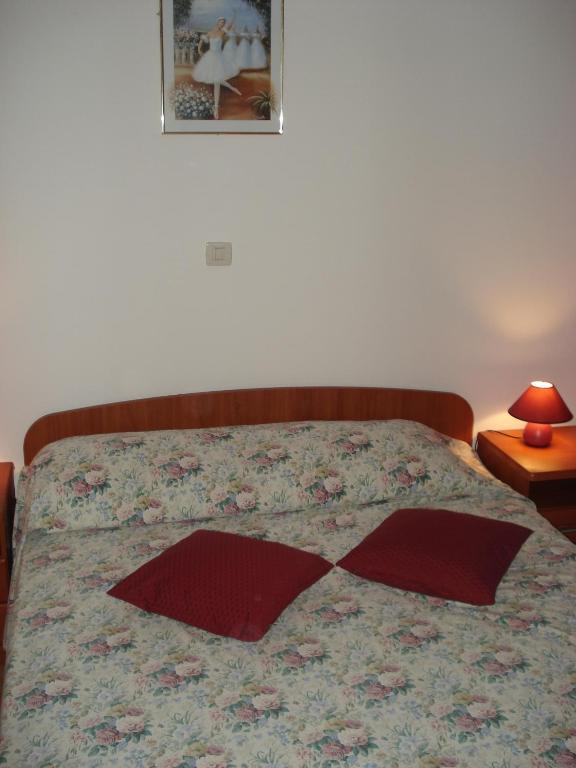 Apartments Cepo Makarska Bilik gambar
